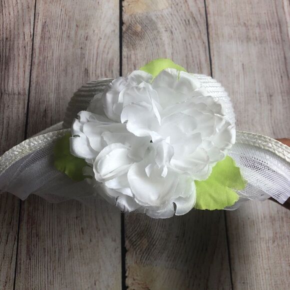 Carter's Spring/Summer Dress with Hat - Picture 10 of 12